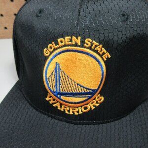 Mitchell Ness mens charcoal Golden State Warriors hexagon ripstop snapback